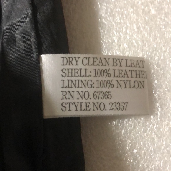 B B Dakota 100% Leather Skirt -Sz 7/ 8 - Picture 9 of 16